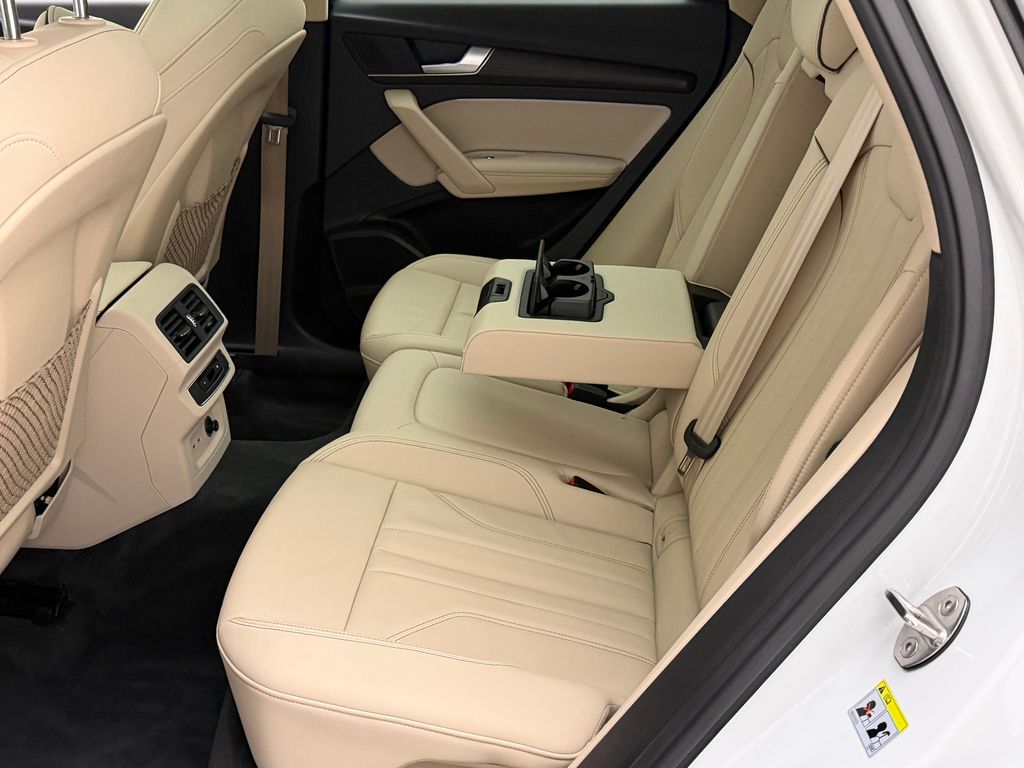 Thumbnail: 2024 Audi Q5 - 20