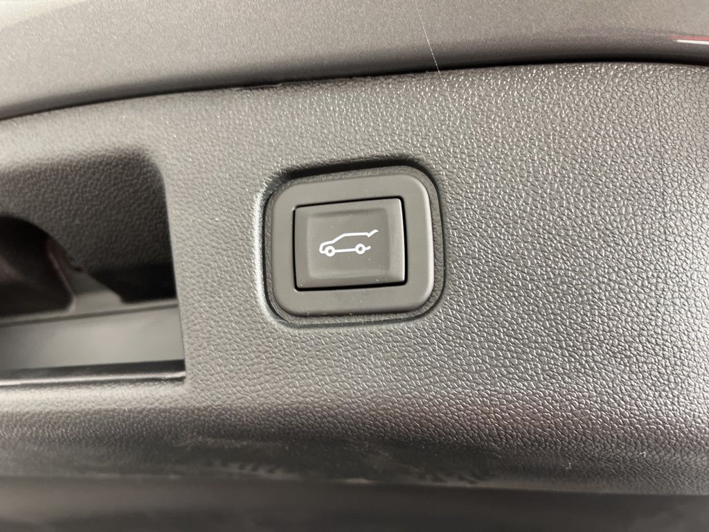 Thumbnail: 2025 Chevrolet Blazer EV - 13