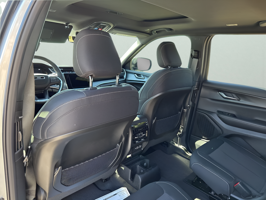 New Car 2025 Jeep Grand Cherokee L  For Sale Under $50,000 In Austin, Texas