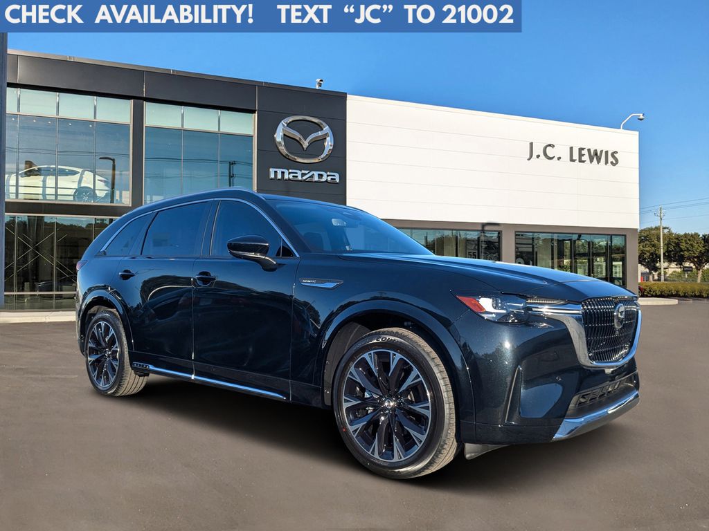 2025 Mazda CX-90 Premium Package's photo