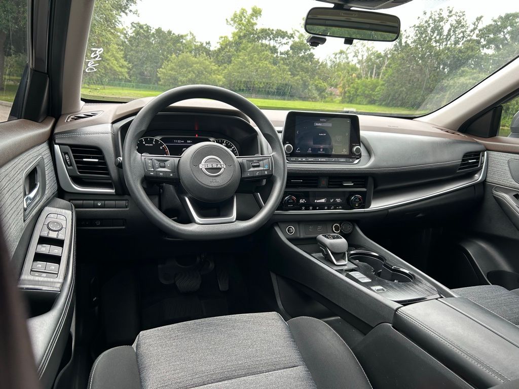 Thumbnail: 2023 Nissan Rogue - 11