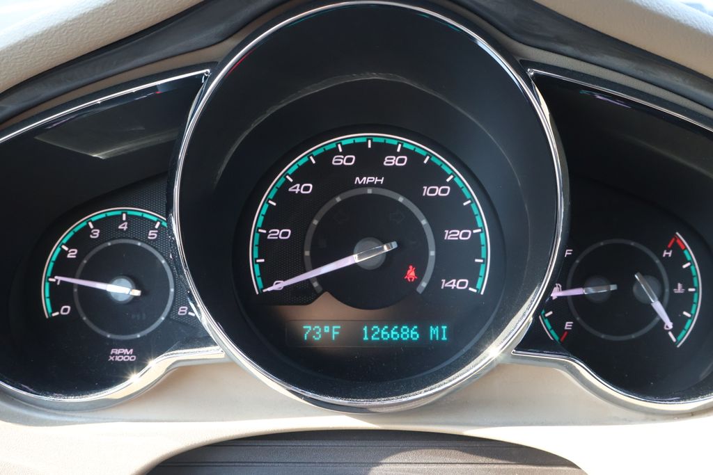 Thumbnail: 2012 Chevrolet Malibu - 21