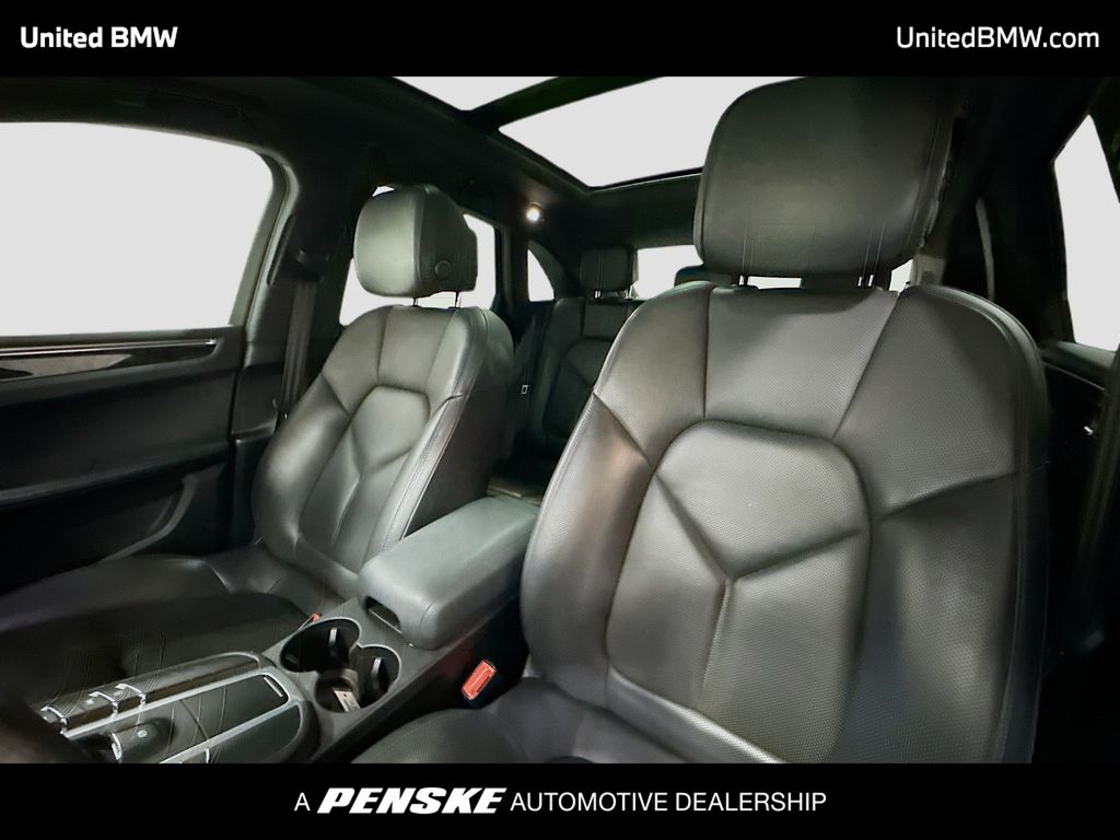 Thumbnail: 2020 Porsche Macan - 5