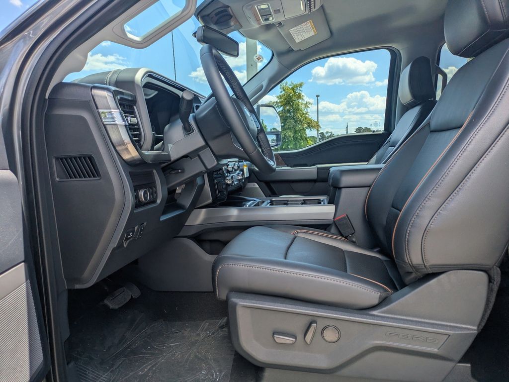 2026 Ford F-350 Super Duty LARIAT