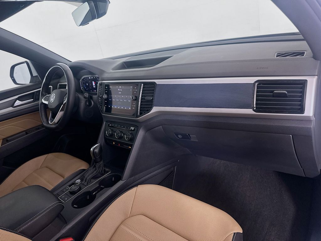Thumbnail: 2022 Volkswagen Atlas - 29
