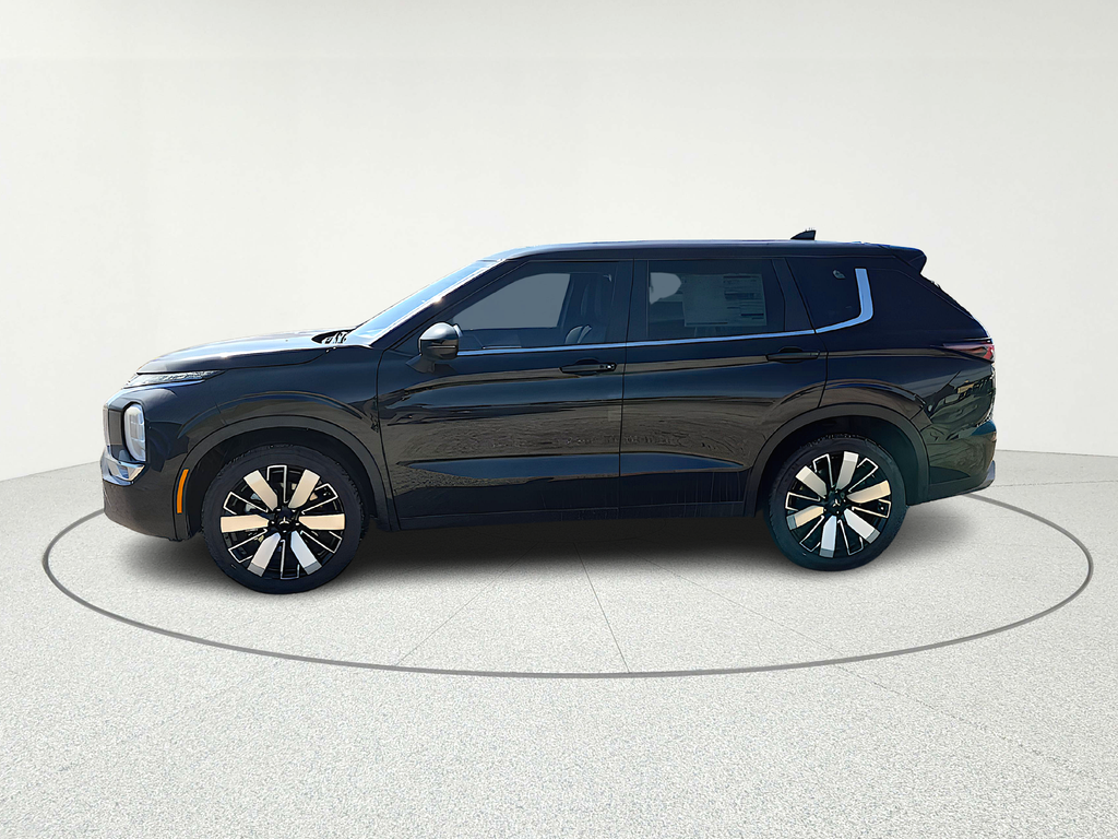 2026 Mitsubishi Outlander SE - 2