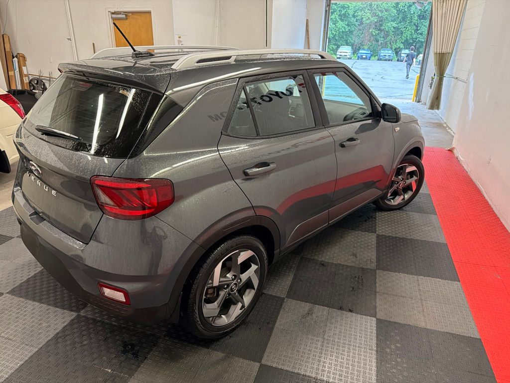 Used 2023 Hyundai Venue SUV
