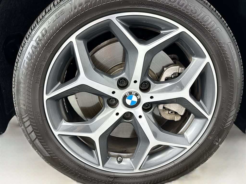 Thumbnail: 2019 BMW X1 - 31