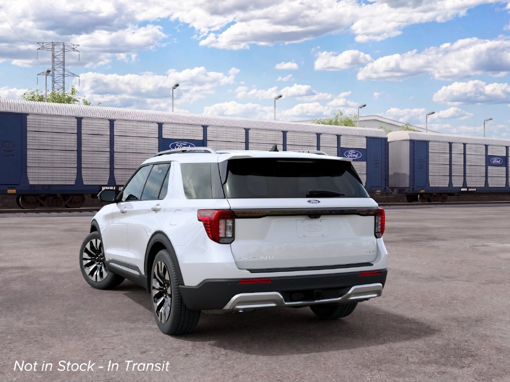 New 2027 Star White Metallic Tri-Coat Ford Platinum image 8