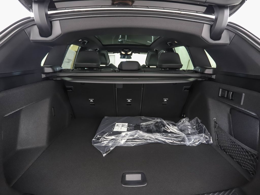 Thumbnail: 2026 BMW X3 - 23