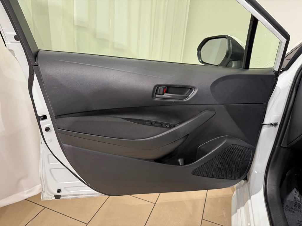 Thumbnail: 2025 Toyota Corolla - 14