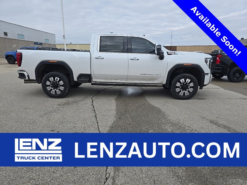 2025 GMC Sierra 3500HD Denali Crew Cab 4WD