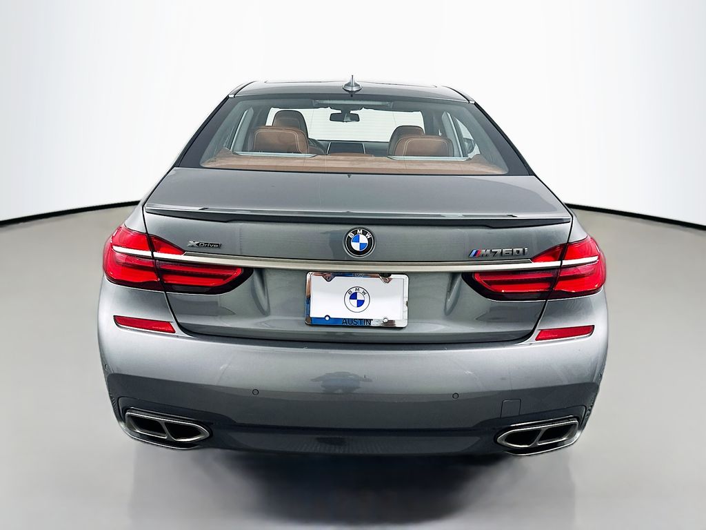 2019 BMW 7 Series M760i xDrive 6