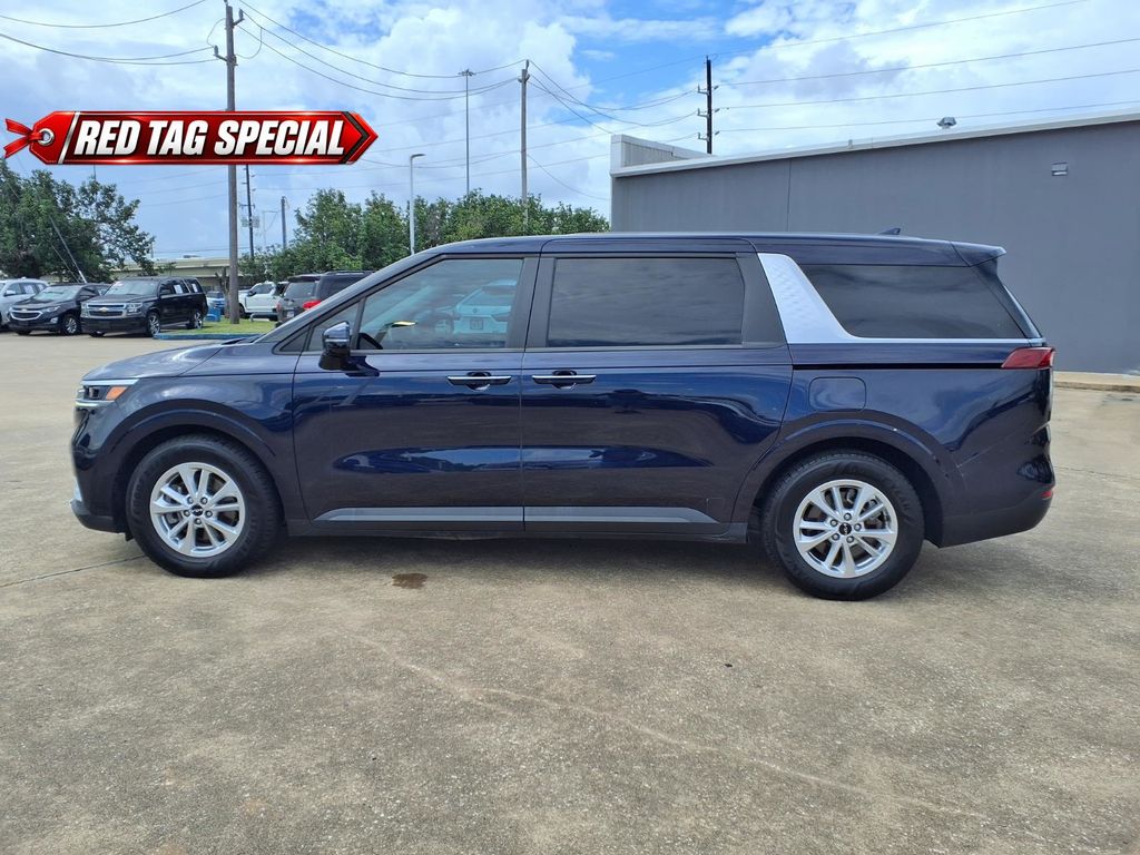 2022 Kia Carnival LXS - 4
