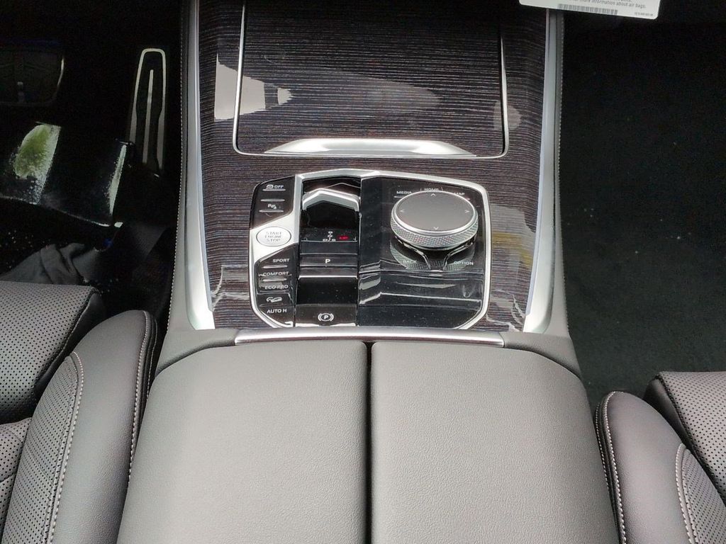 New 2026 Black BMW xDrive40i image 19