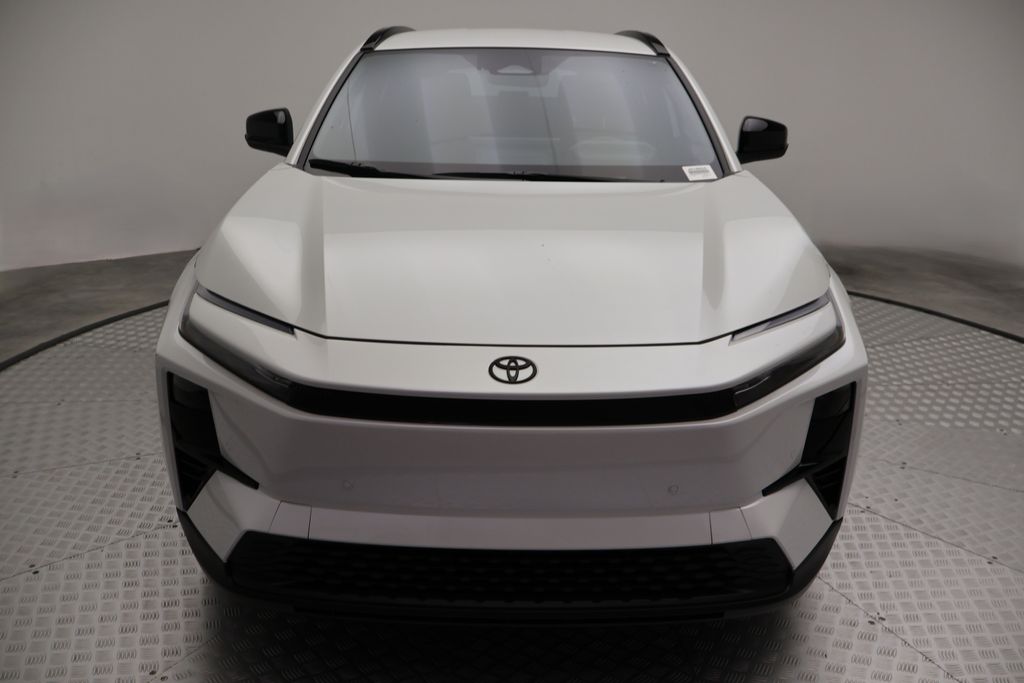 Thumbnail: 2026 Toyota C-HR - 5