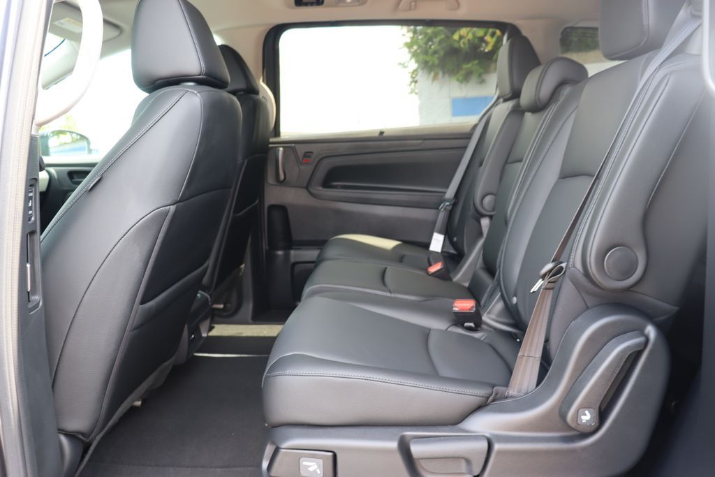 Thumbnail: 2026 Honda Odyssey - 11
