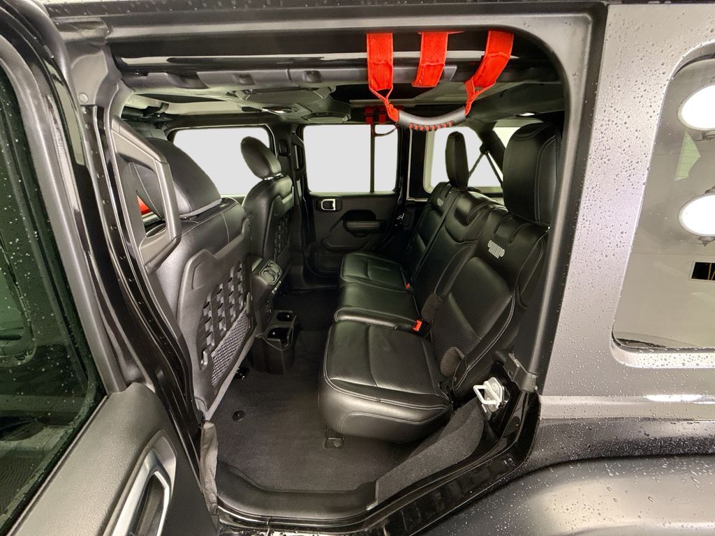 Thumbnail: 2018 Jeep Wrangler - 19