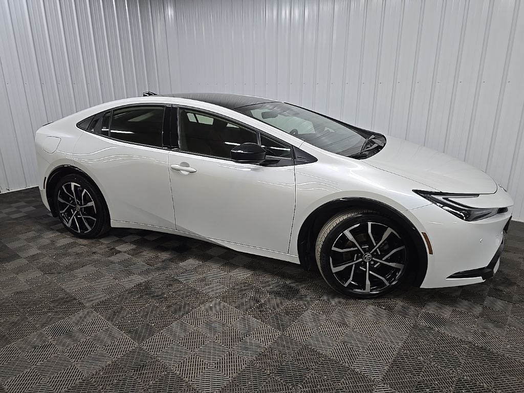 Pearl 2024 Toyota Prius Prime XSE FWD Hatchback Front-Wheel Drive Continuously Variable Transmission