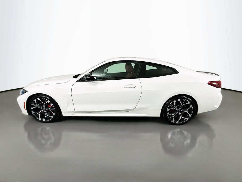 Thumbnail: 2025 BMW 4 Series - 8