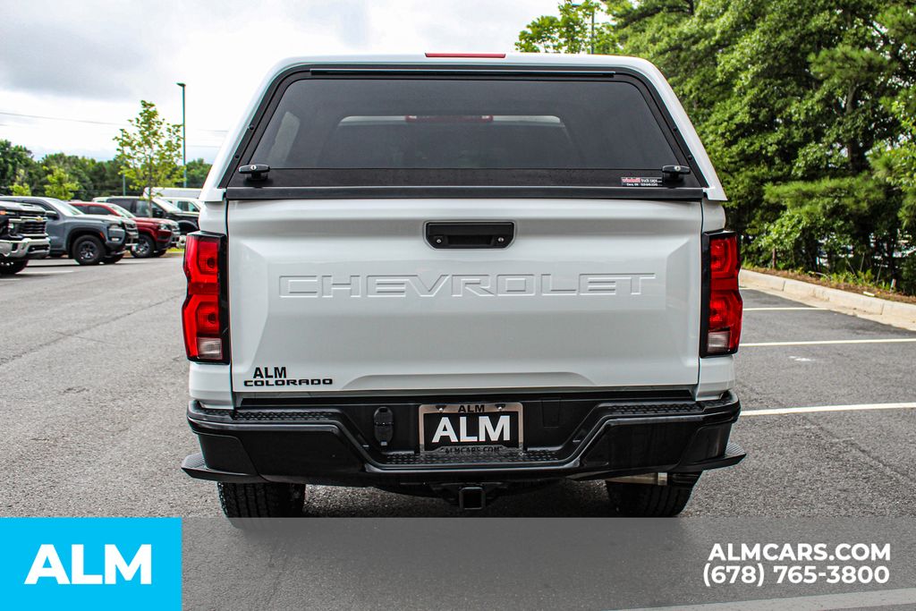 Used 2023 White Chevrolet Z71 image 11