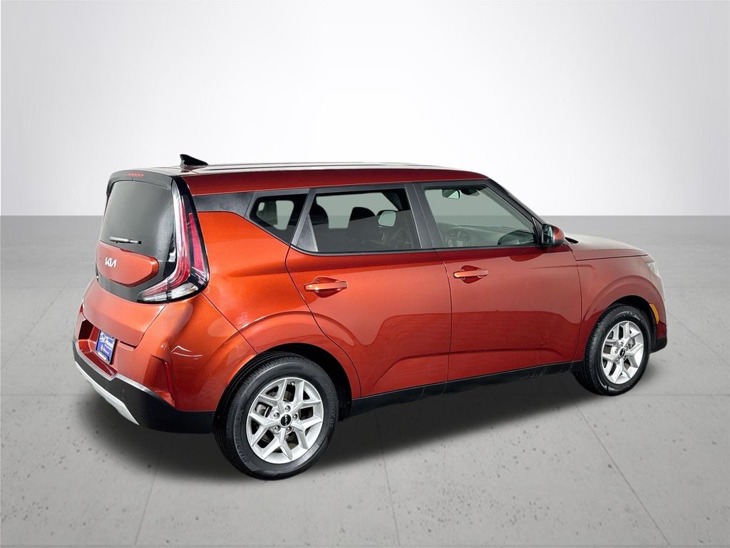2023 Kia Soul LX