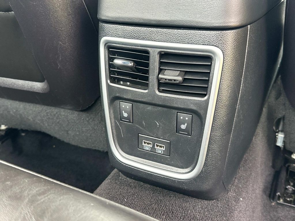 Thumbnail: 2019 Dodge Charger - 22