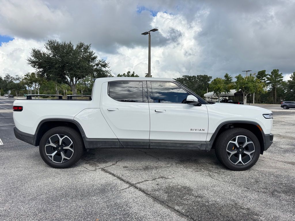 2022 Rivian R1T Adventure photo 9