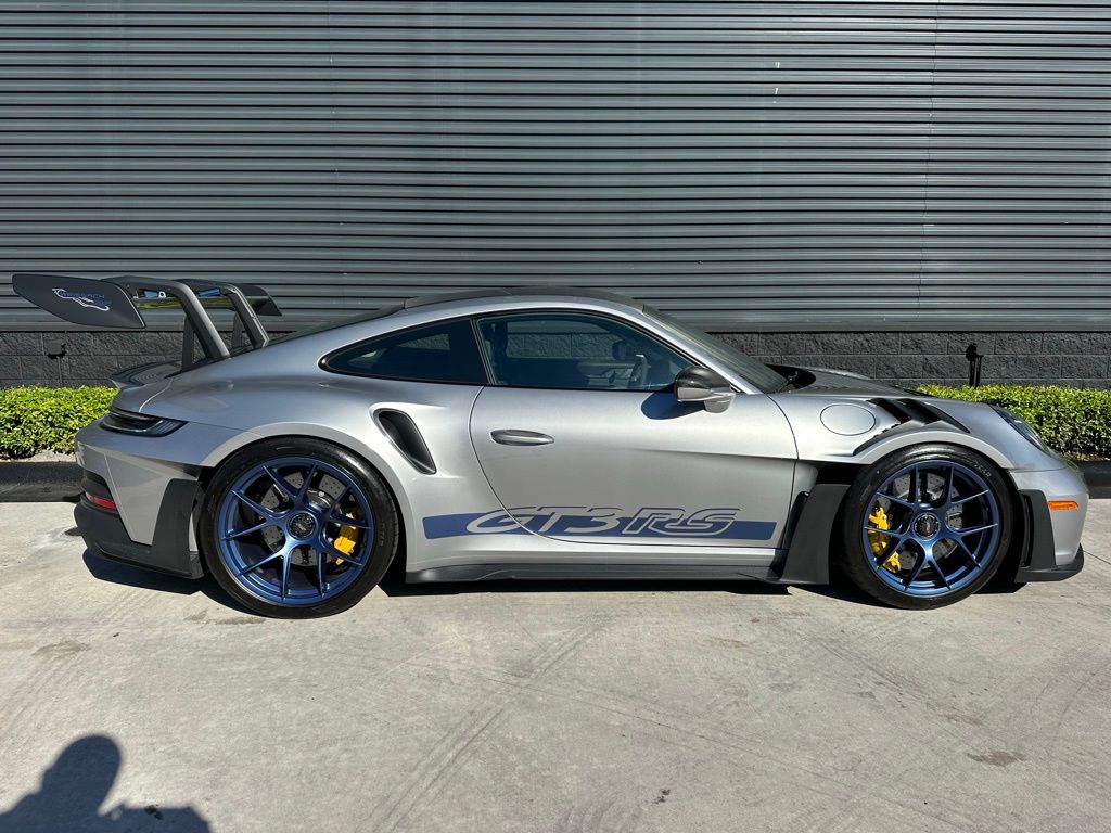 Thumbnail: 2025 Porsche 911 - 8