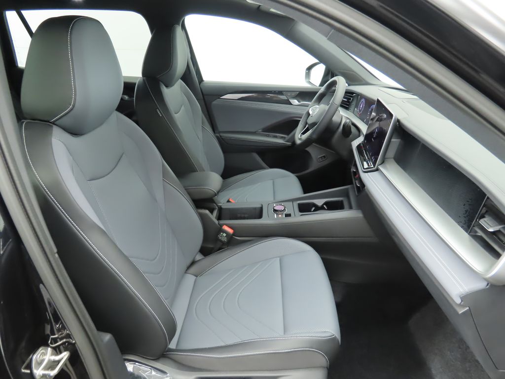 2025 Volkswagen Tiguan SE R-Line Black 21