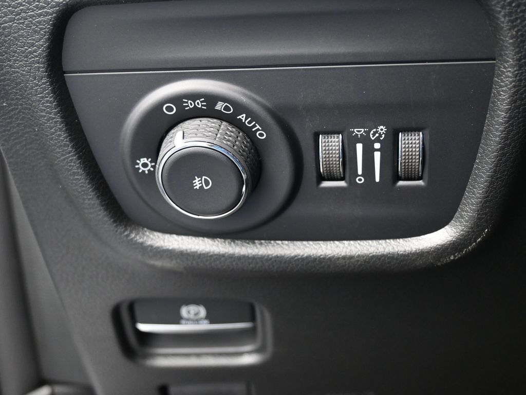 New 2026 Bright White Clearcoat Jeep Limited image 27