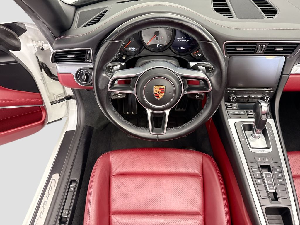 Thumbnail: 2019 Porsche 911 - 7
