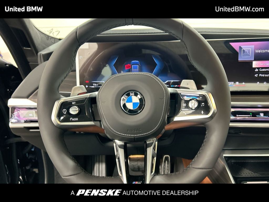 Thumbnail: 2025 BMW 7 Series - 14