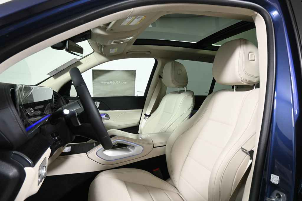 Thumbnail: 2026 Mercedes-Benz GLE - 13