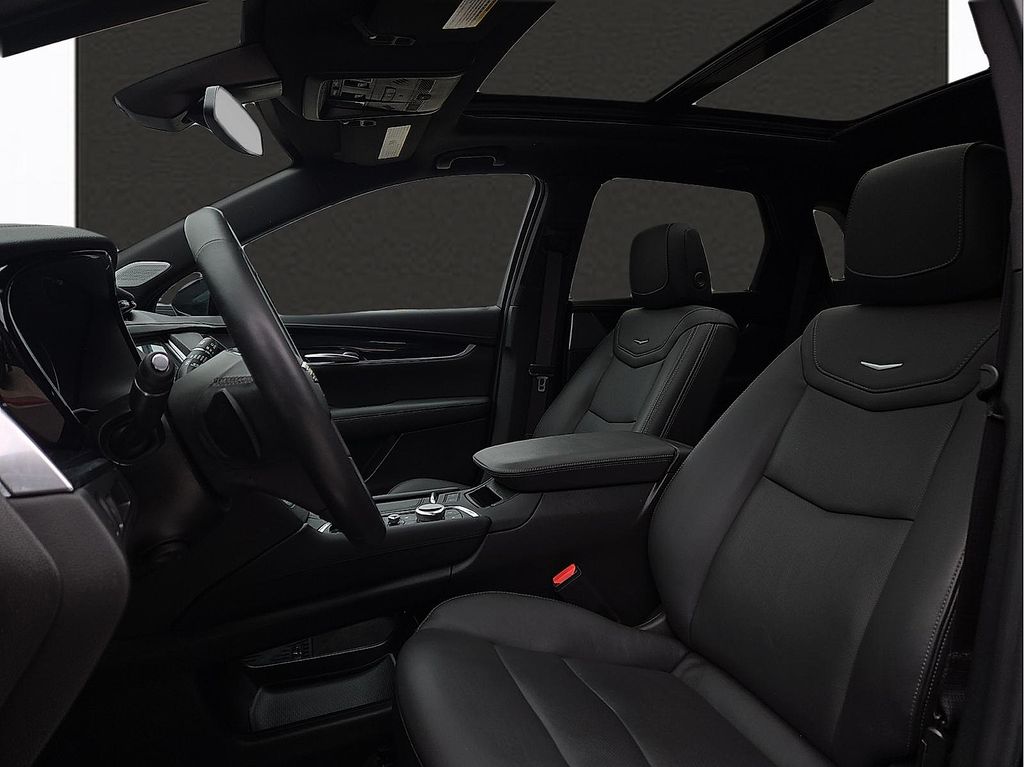 Used 2024 Cadillac XT5 Premium Luxury For Sale in Farmington, AR