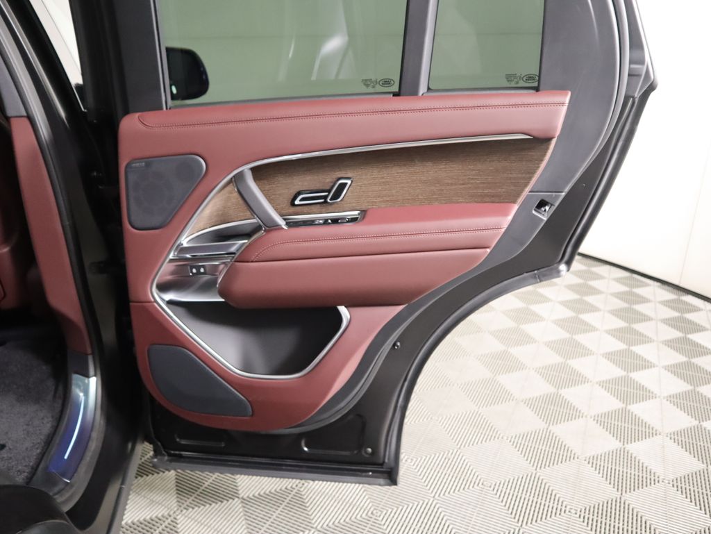 Thumbnail: 2025 Land Rover Range Rover - 29