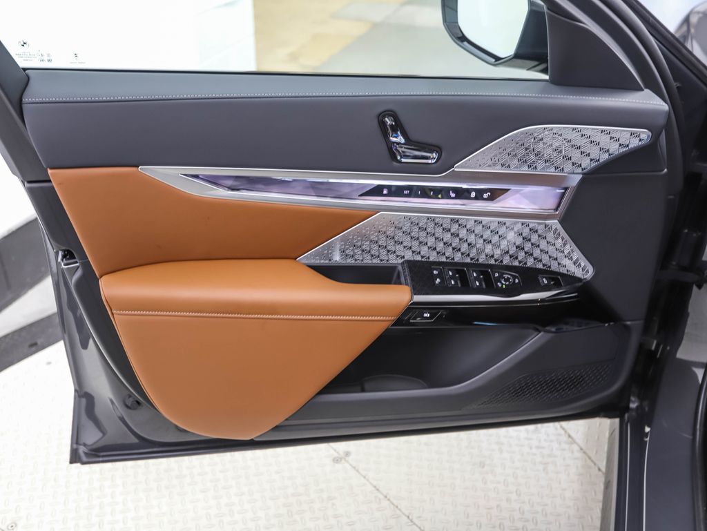 Thumbnail: 2026 BMW 7 Series - 7