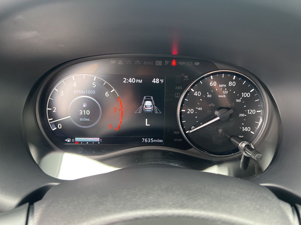 2024 Nissan Kicks SR photo