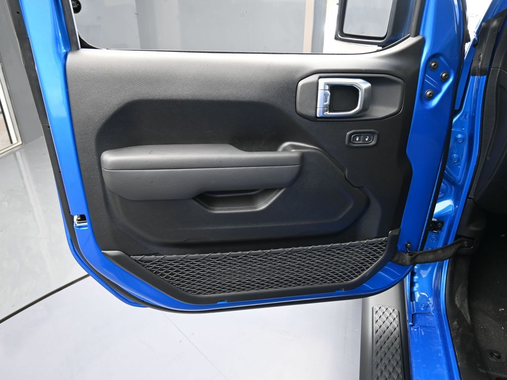 New 2026 Hydro Blue Pearlcoat Jeep Sport image 12