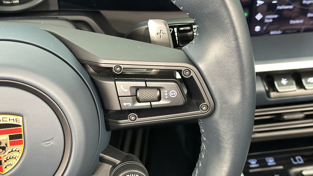 2024 Porsche 911 Carrera 4S 29