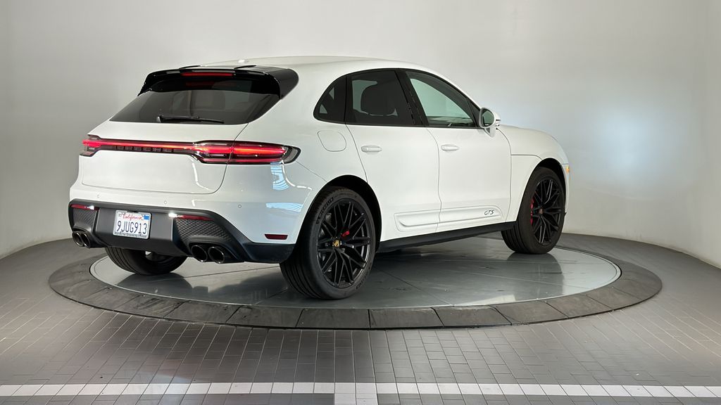 2024 Porsche Macan GTS 5