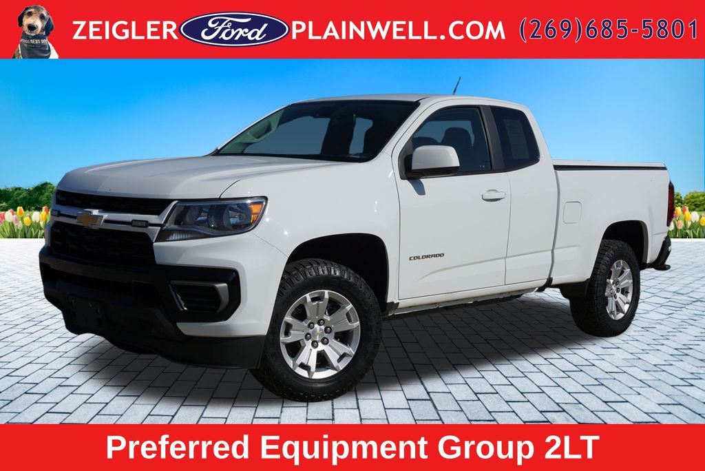 Summit White 2022 Chevrolet Colorado Pickup Truck 4X2 6-Speed Automatic