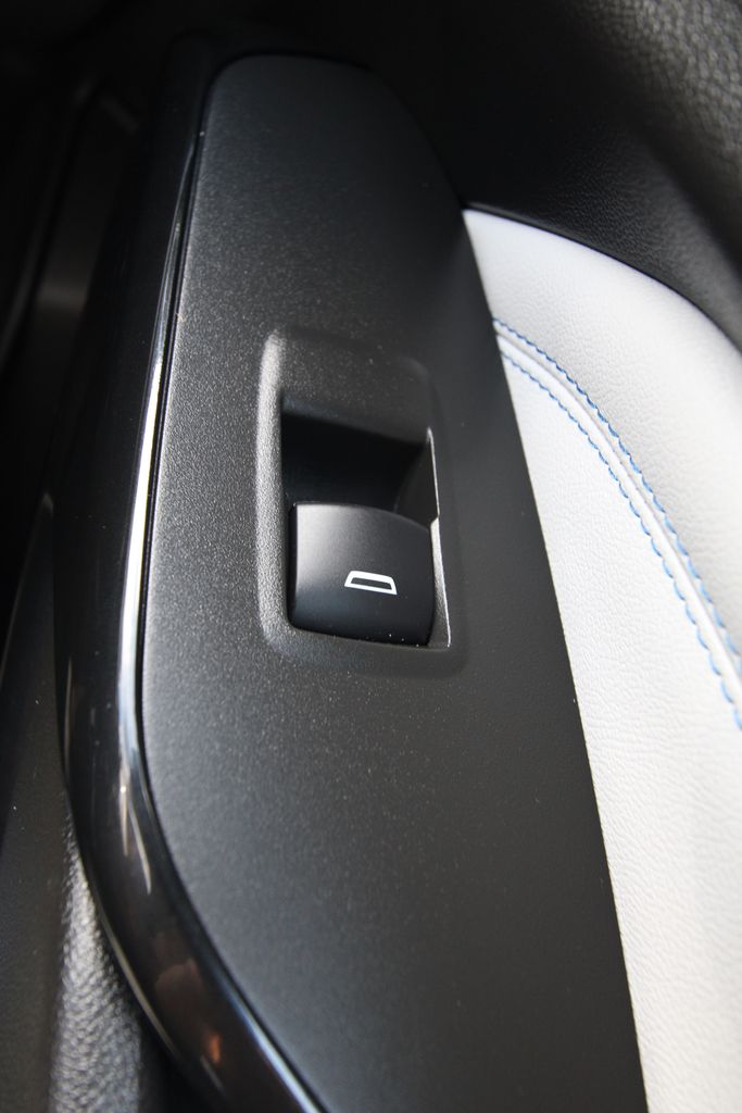 Used 2024 Chevrolet Trax SUV