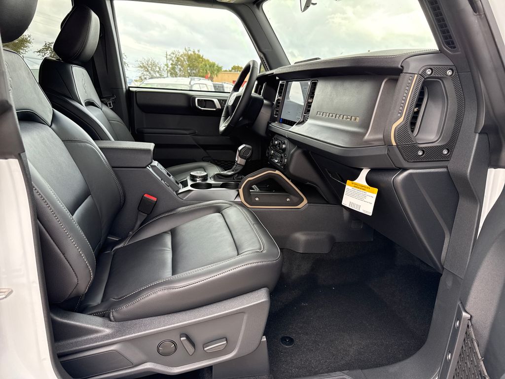New 2025 White Ford Badlands image 23