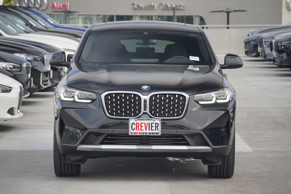 Thumbnail: 2025 BMW X4 - 2