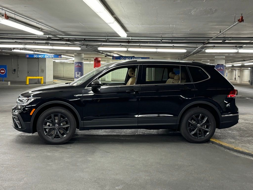 2024 Volkswagen Tiguan 2.0T SE 30