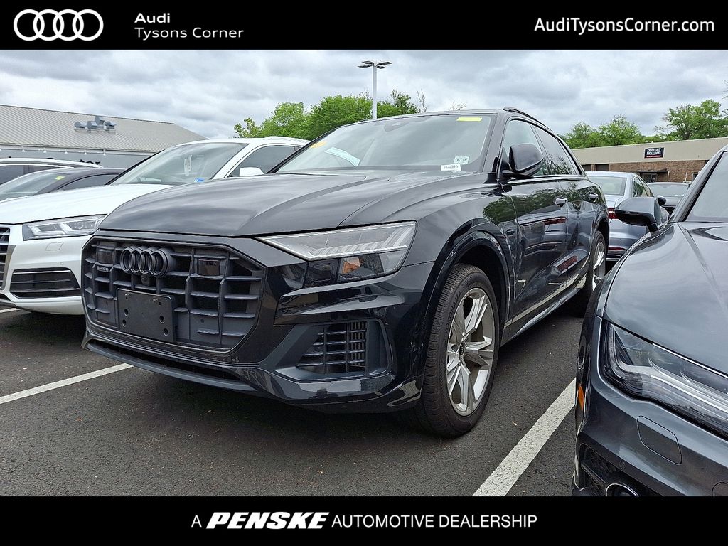 Thumbnail: 2023 Audi Q8 - 1
