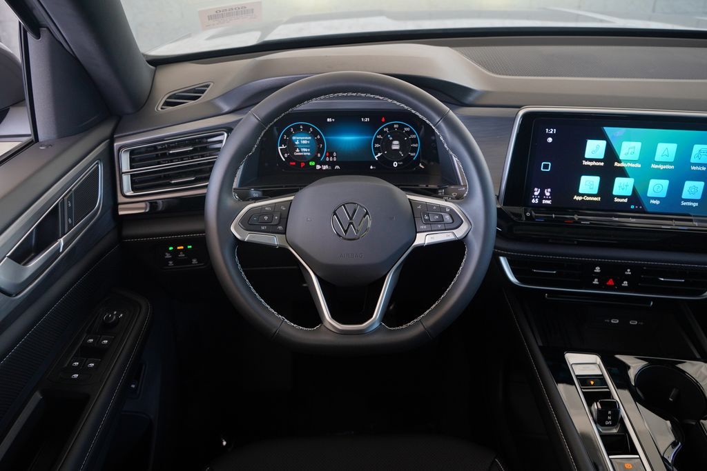 Thumbnail: 2026 Volkswagen Atlas - 9