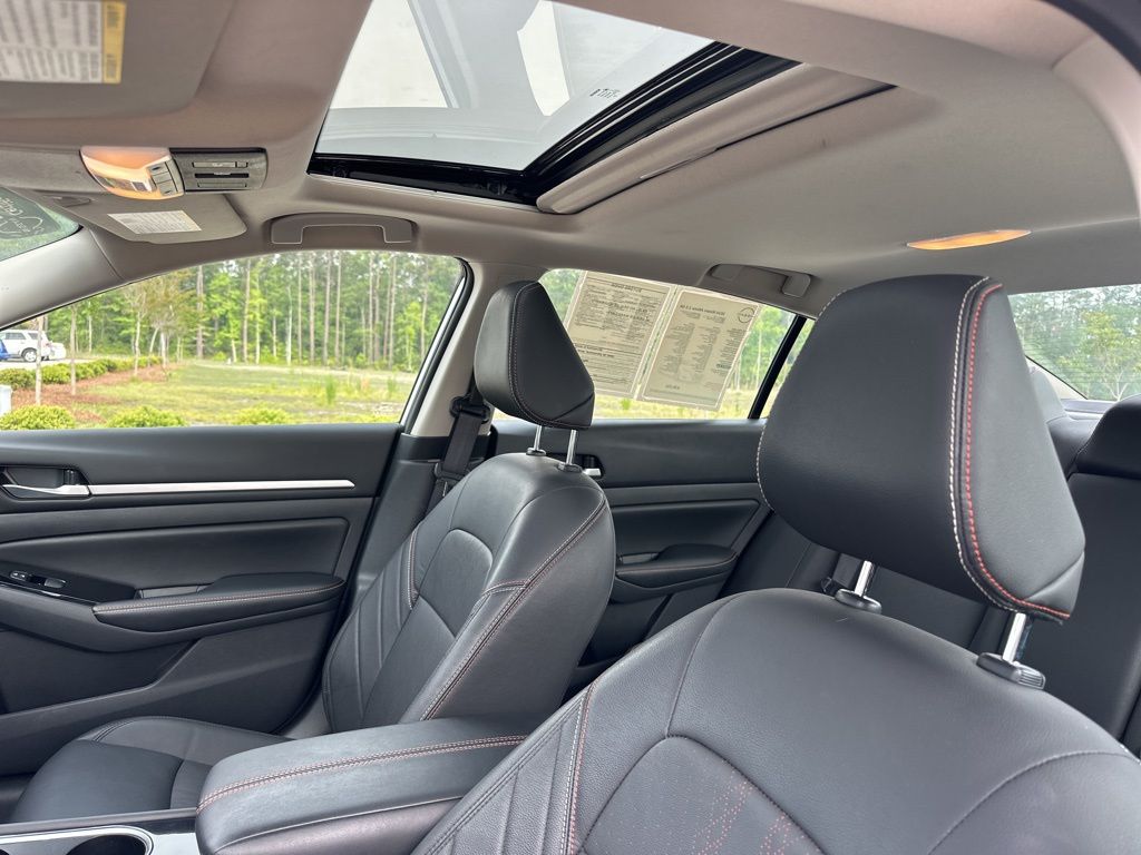 2024 Brilliant Silver Metallic Nissan Altima 2.5 SR AWD Sedan