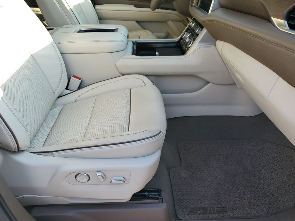 2021 Gmc Yukon Xl  Denali In Austin, Texas